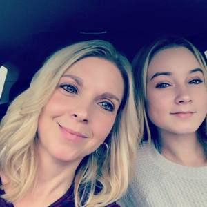 Meet your Posher, Ambra